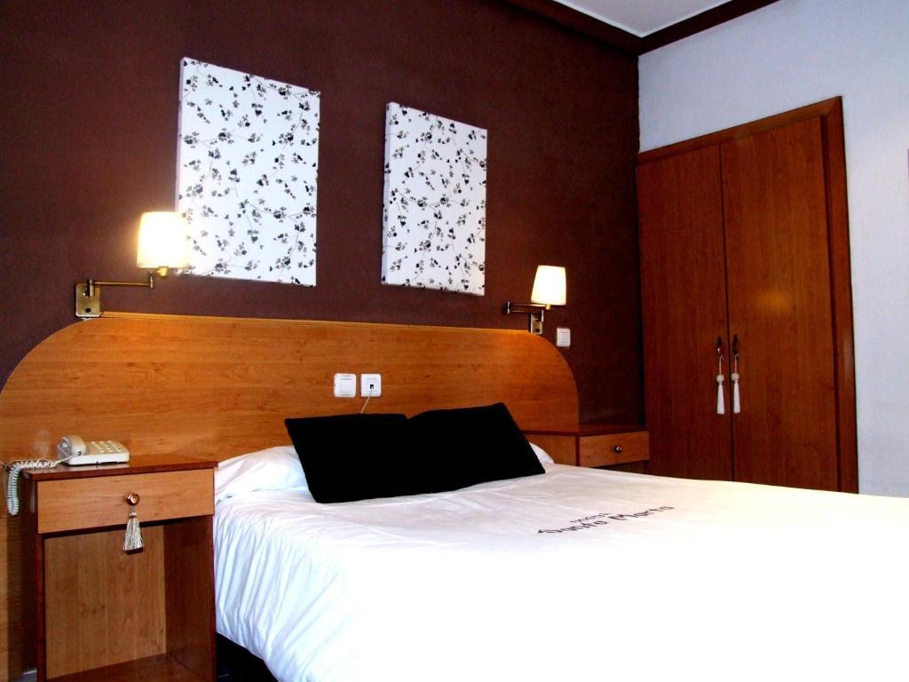Hostal Santa Marta Aranjuez Exterior photo