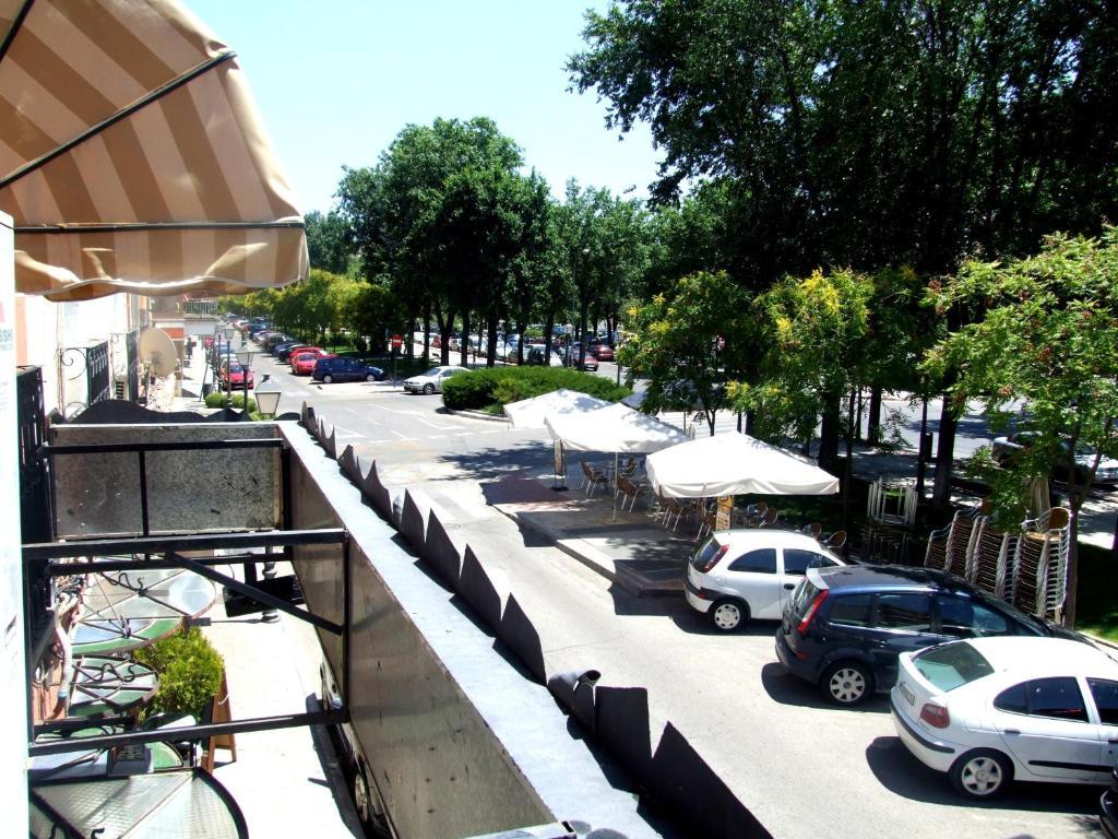 Hostal Santa Marta Aranjuez Exterior photo