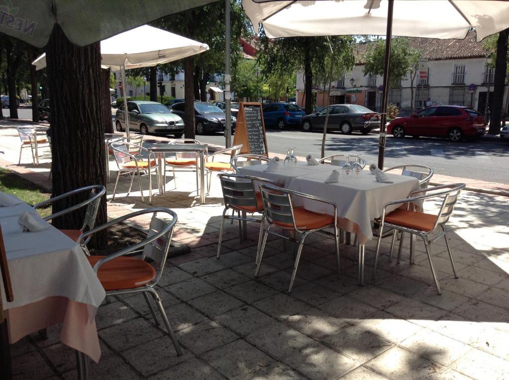 Hostal Santa Marta Aranjuez Exterior photo